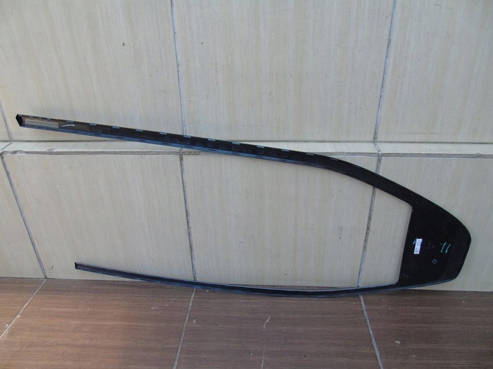 фото №7, Планка рамка дверь стёкла задняя левая polestar 2