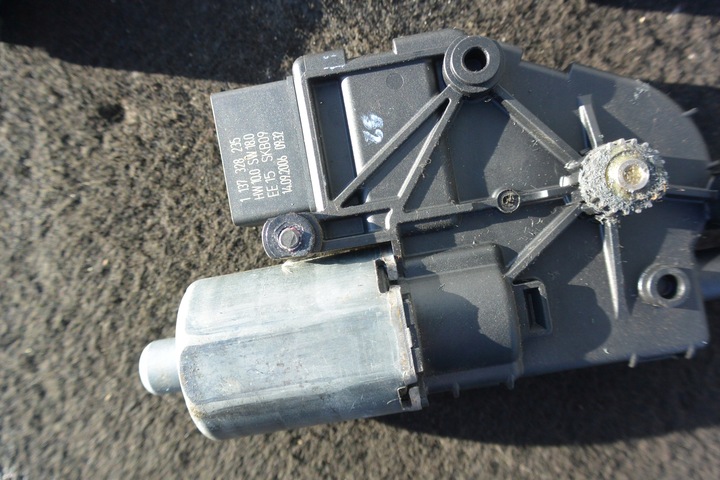 фото №13, Моторчик люк kpl 3 szt audi q7 4l