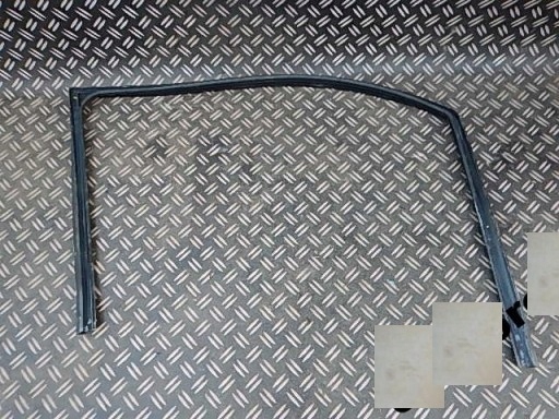 фото №1, Audi q7 4l 06- прокладка дверь левых передних