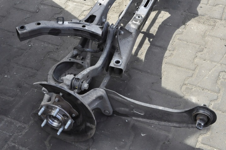 фото №8, Kia niro 1.6gdi гібрид підвішування задні балка зад