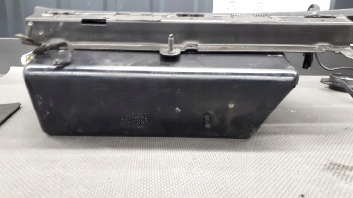 фото №10, 151909000 бардачок пассажира alfa romeo 156 fl