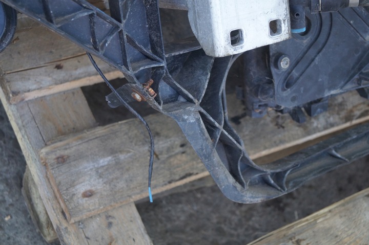 фото №16, Pas переднее радиатор bmw x3 e83 дизель