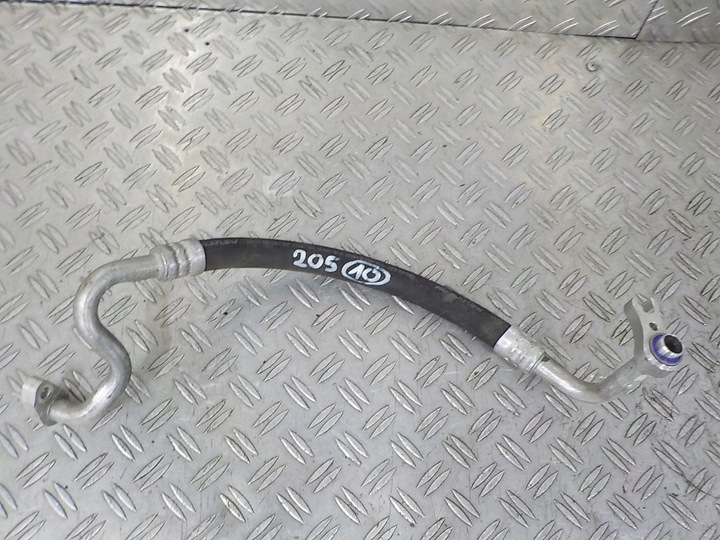 фото №1, C класс w205 combi шланг труба шланг кондиционера