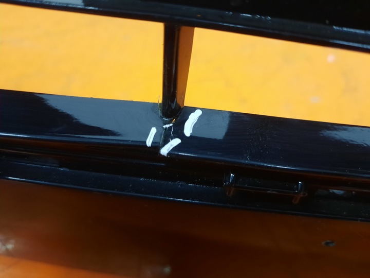 фото №10, Kia sportage iv рестайлинг 18-21 решётка бампера средняя перед 86561-f1500