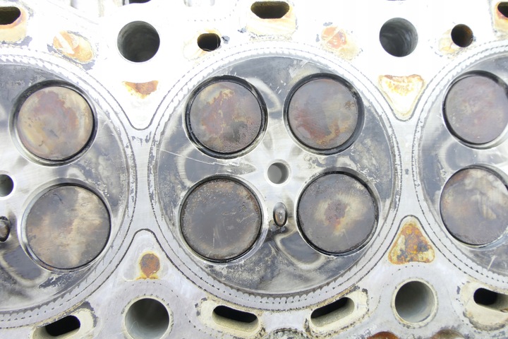 фото №10, Головка левая peugeot 607 land rover discovery iii 2.7 td 4r8q-6c064-ag