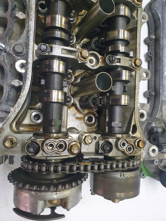 фото №7, Головка левая двигателя lexus is ii 2.5 v6 4gr