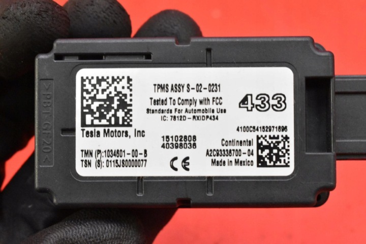 фото №8, Блок управления  модуль tpms 1034601-00-b tesla модель s 12-20