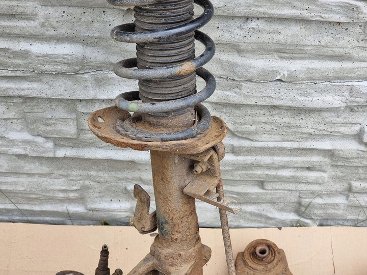 фото №6, Амортизатор mcpherson  поворотна опора ніжка ліва volvo v60 s60 2.0d3