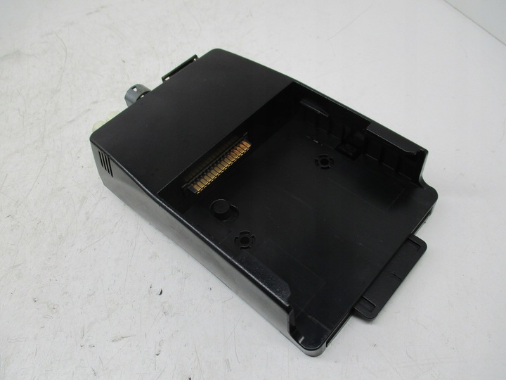 фото №10, W204 модуль навигации becker a1669000101