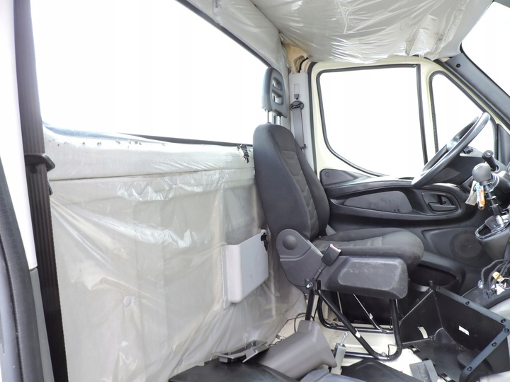 фото №10, Кабіна iveco daily 2014