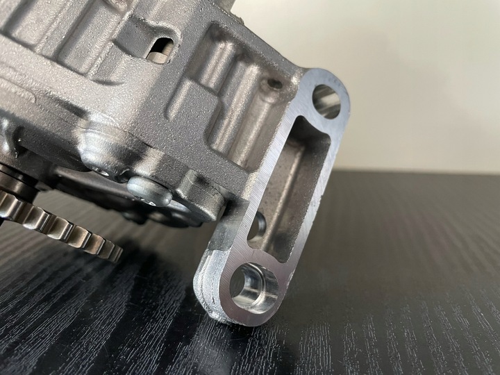 фото №6, Насос масла volvo оригинальный номер 32298902