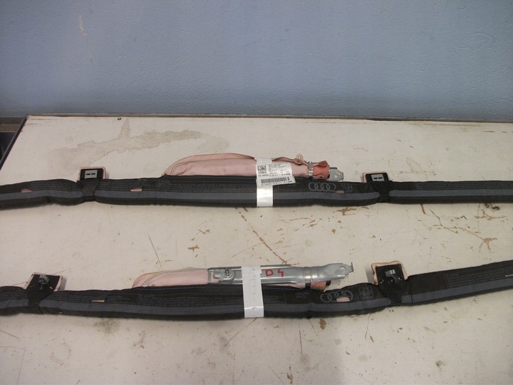 фото №1, Шторка подушка безпеки audi a1 8x3880742a 8x3880741a