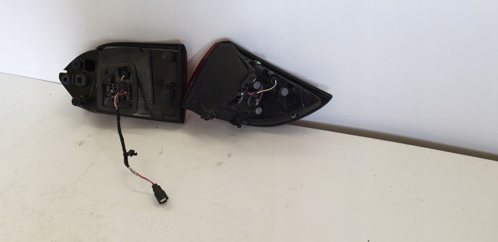 фото №9, Chrysler pacifica ii led фара зад ліва 16-20 usa