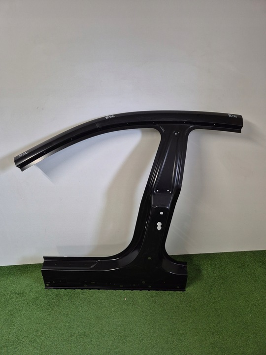 фото №1, Bmw 8 g16 gc gran купе обшивка порога левая порог левый фартук стойка