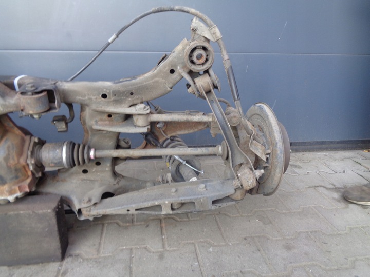 фото №10, Subaru xv i 1.6 b 4x4 балка подвешивание подрамник задние мост