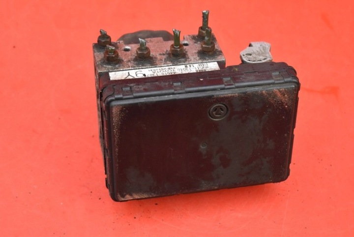 фото №6, Блок керування abs toyota corolla verso 1 i 2.0 d-4d 02r