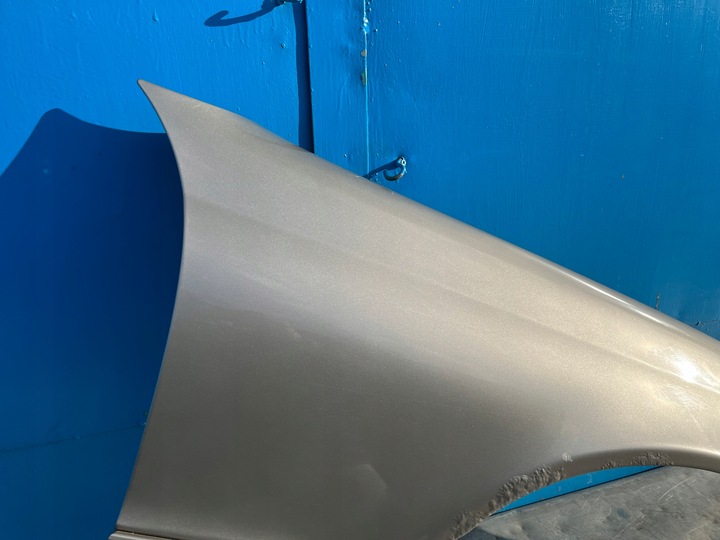 фото №6, Mercedes w203 крыло правый перед переднее 723