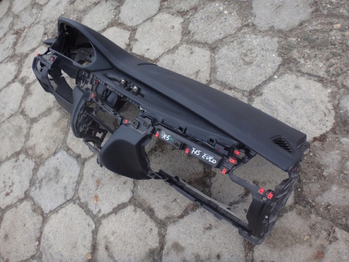 фото №5, Торпедо капот консоль bmw x5 f15 x6 f16 чёрная европа