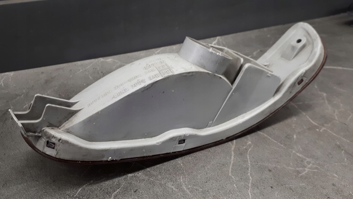 фото №6, Поворотник правые перед toyota corolla i e10