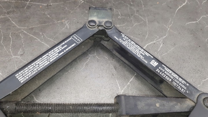 фото №10, 24423568 вкладка колеса пінополістирол домкрат + ключ do kol+ вушко opel vectra c