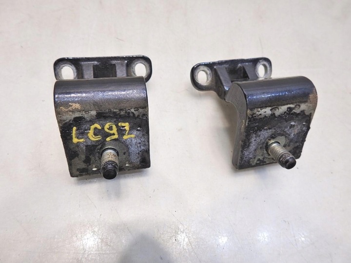 фото №3, Петля петлі кришки lc9z vw golf v plus