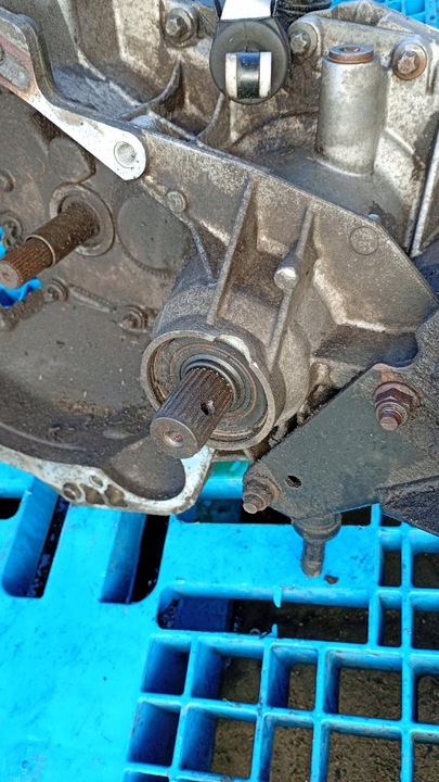 фото №10, Коробка передач коробки передач jb3 241 mitsubishi space star i 98-02r 1.3b