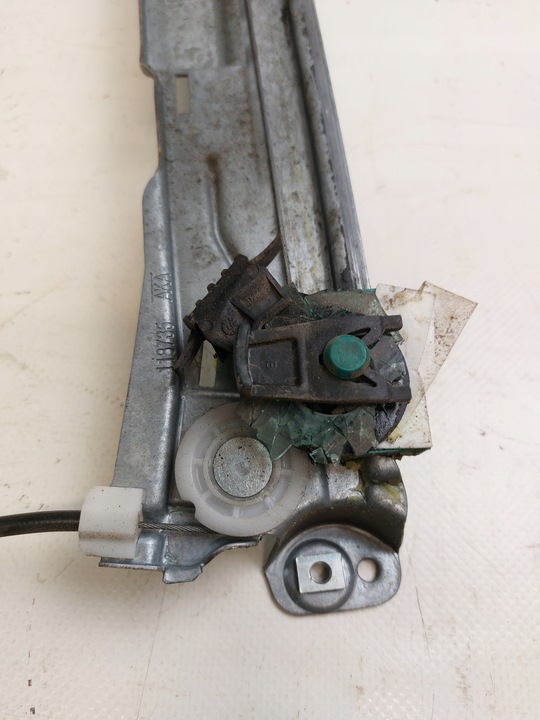 фото №8, Підйомник вікна праві перед renault clio iii 3d