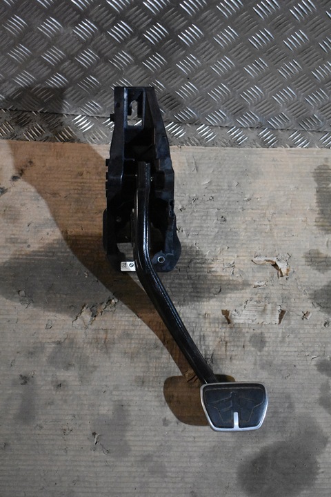 фото №1, Ідеальний педаль гальма bmw x7 g07 g05 g06 1