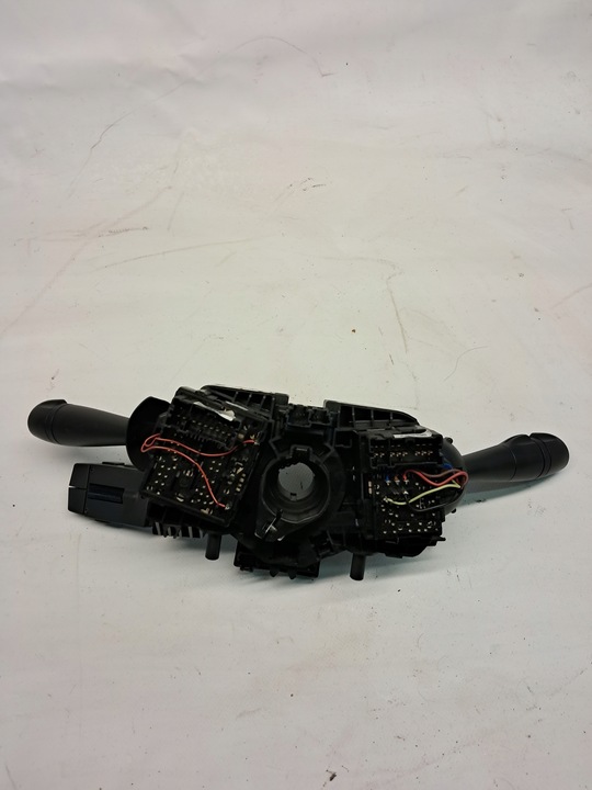 фото №7, Переключатель комбинированный лента подрулевые рычаги dacia sandero ii 681722712r