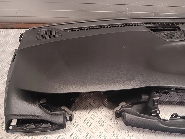 фото №13, Chrysler pacifica 05059062ab панели распределительные, консоль