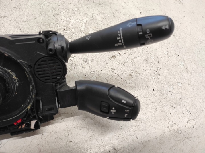 фото №8, Peugeot 5008 1 i 09- переключатель комбинированный 96667319xt