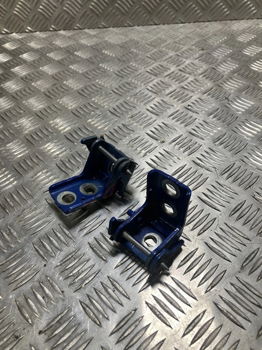 фото №1, Петлі двері лівий зад opel corsa f 19- eav