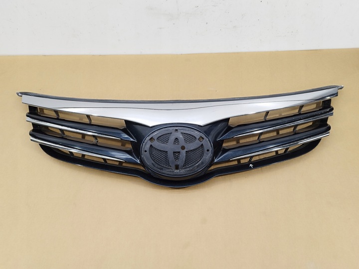 фото №1, Решітка радіатора решітка бампера перед toyota avensis t27 iii рестайлінг 2012-2014