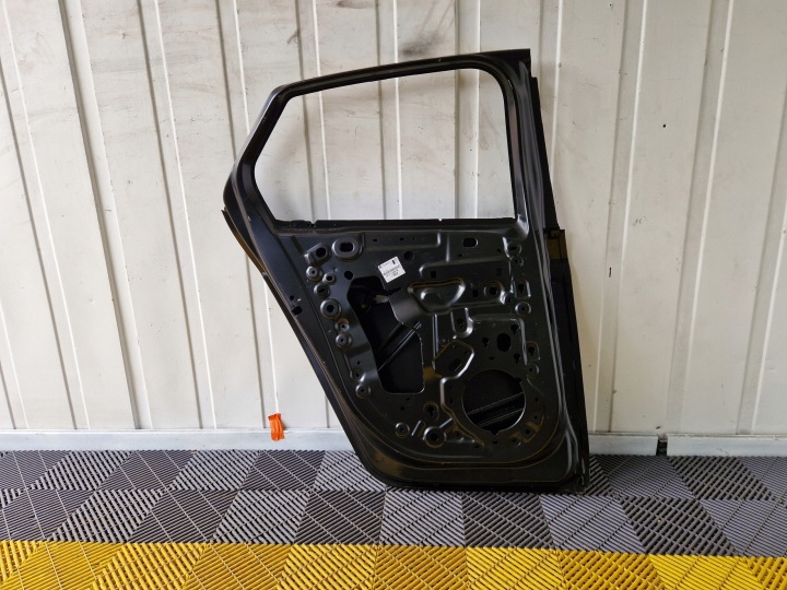 фото №13, Двері --- opel corsa f --- ліві задні --- serwisowe оригінальні