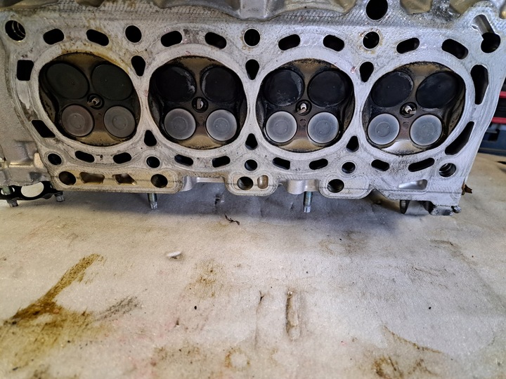 фото №5, Toyota yaris iii головка вали 1.33 r1n-p12