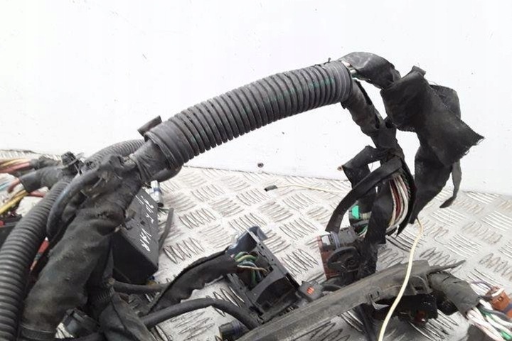 фото №10, Жгут двигателя citroën xsara купе n0 9649173480 2.0l дизель 80kw 2003