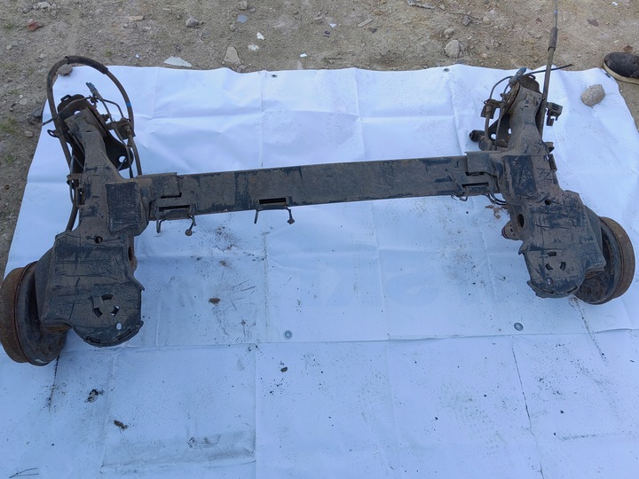 фото №6, Підвішування балка задня вісь барабани citroen c3 iii