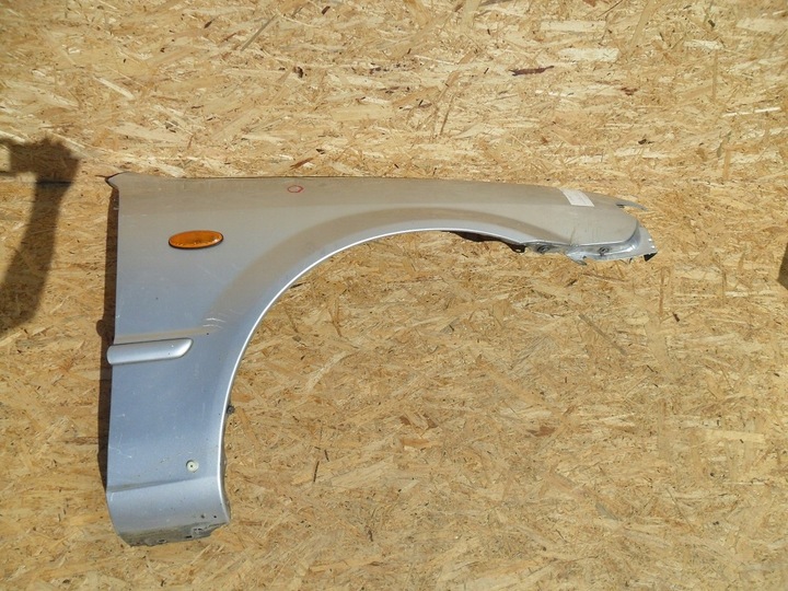 фото №8, Mazda 323 bj 1998 1999 2000- крило правий