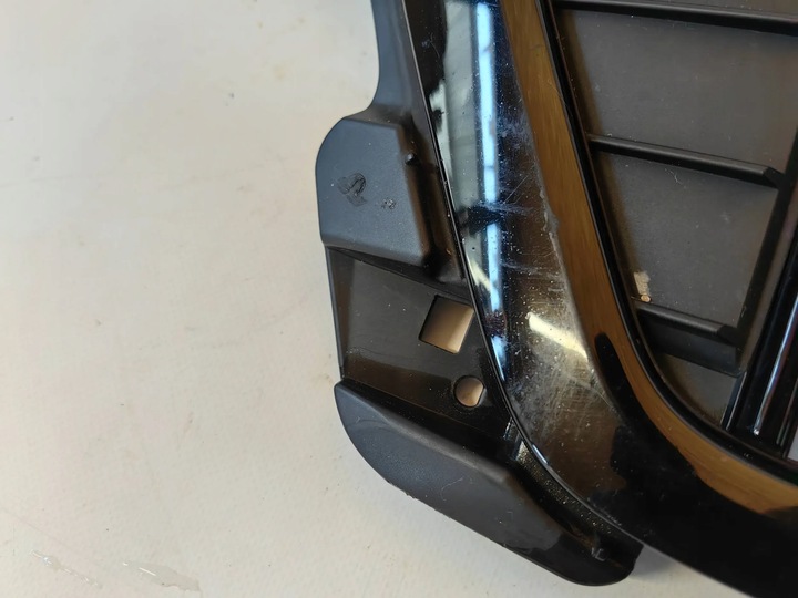 фото №3, Audi q3 83a чёрный - решётка радиатора, решётка сцепление рекомендую