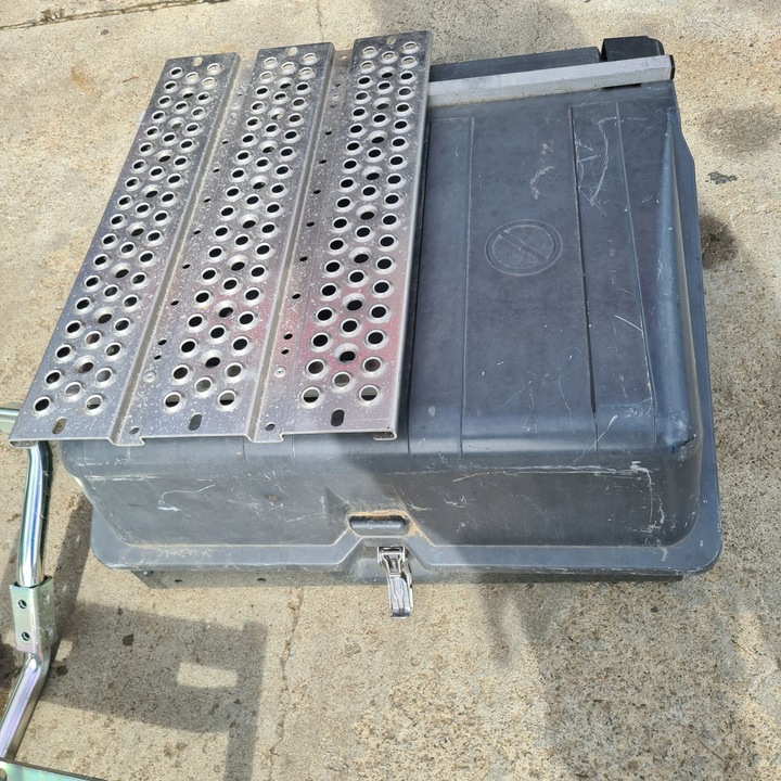 фото №2, Actros axor atego основа коробка акумуляторів