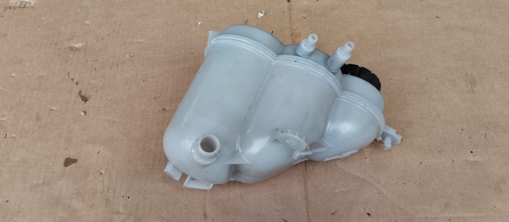 фото №1, Бачок расширительный mercedes c класс w206 a2065000000