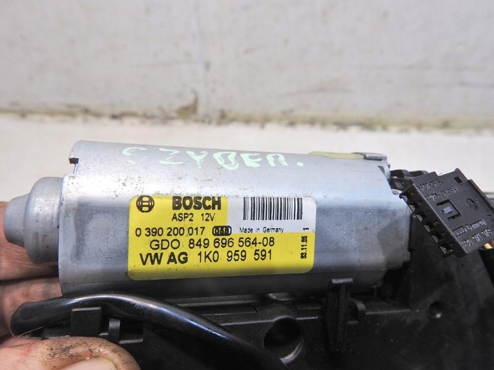 фото №7, Моторчик люк seat altea 1k0959591 0390200017 849696564-08