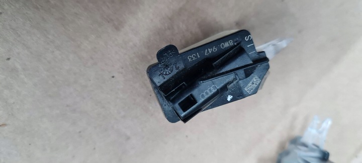 фото №6, Sq5 80a q5 рестайлинг лампа подсветка led дверь левая 8w0947133 a4 b9 8w a5