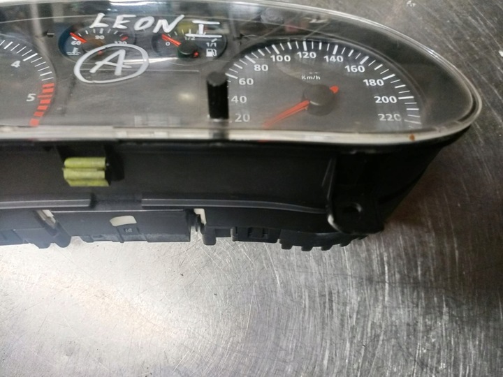 фото №7, Спідометр  seat toledo ii 1.6 110080012002