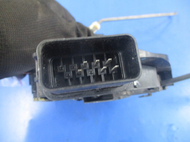 фото №4, Mazda 5 05-08r замок двері перед праві 6pin+linki