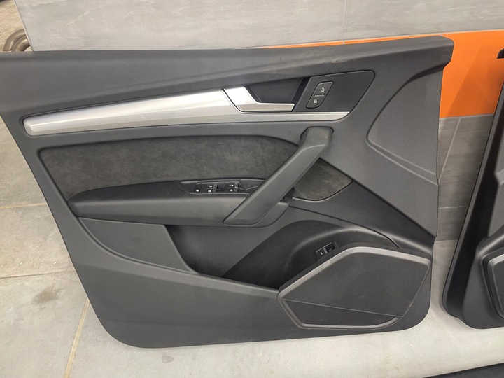 фото №5, Боковина обивка q5 80a левый правый зад алькантара