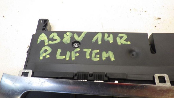 фото №7, Панель кнопка світла аварійних кнопки audi a3 8v 8v0925301cd