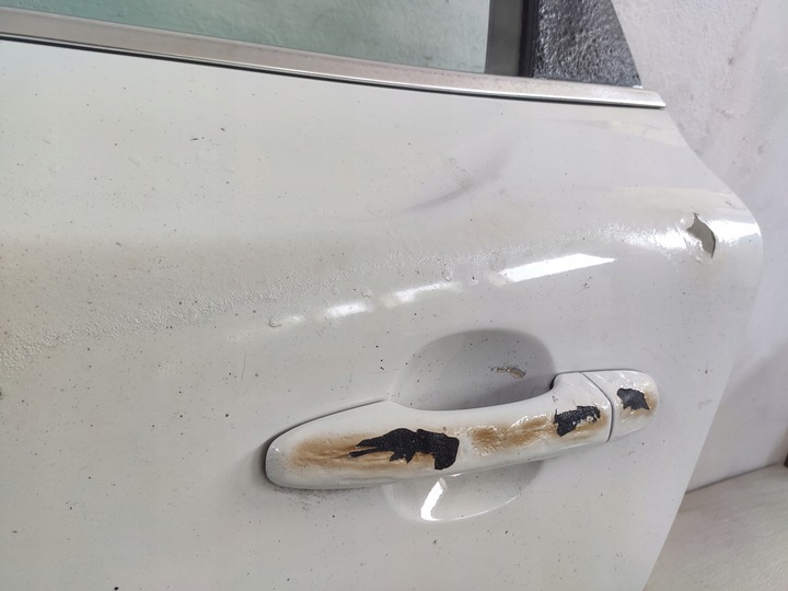 фото №3, Volvo v40 ii 2012 дверь левый зад