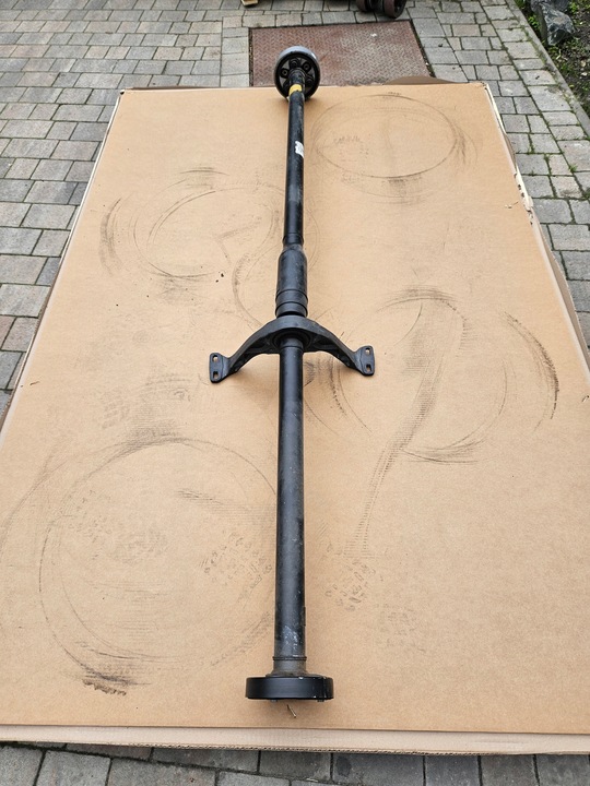 фото №1, Audi tt 8s 2.0 tfsi wał привідний 8s0521101d