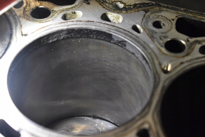 фото №13, Blok низ двигуна вал 781059605 bmw f10 f11 2.0 d 184km 09-13